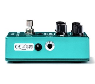 MXR M83 BASS CHORUS DELUXE