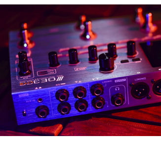 MOOER GE300 LITE GREY 108 AMP MODELLING